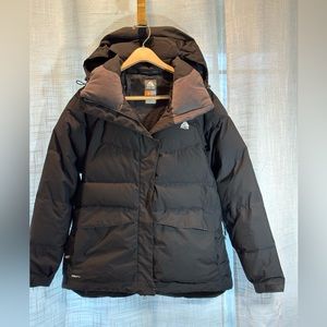 Nike Storm-Fit ACG goose down puffer jacket women’s  size XL